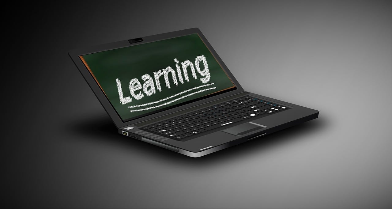 Windows 10专业版最新版的深度解析与体验