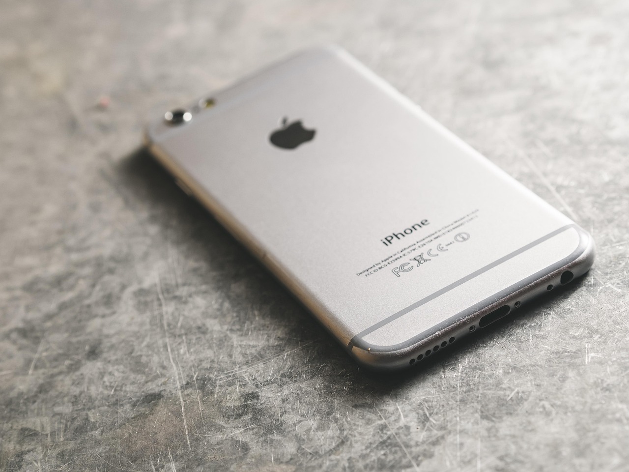 苹果iPhone 6上市时刻回顾，历史展望与未来展望