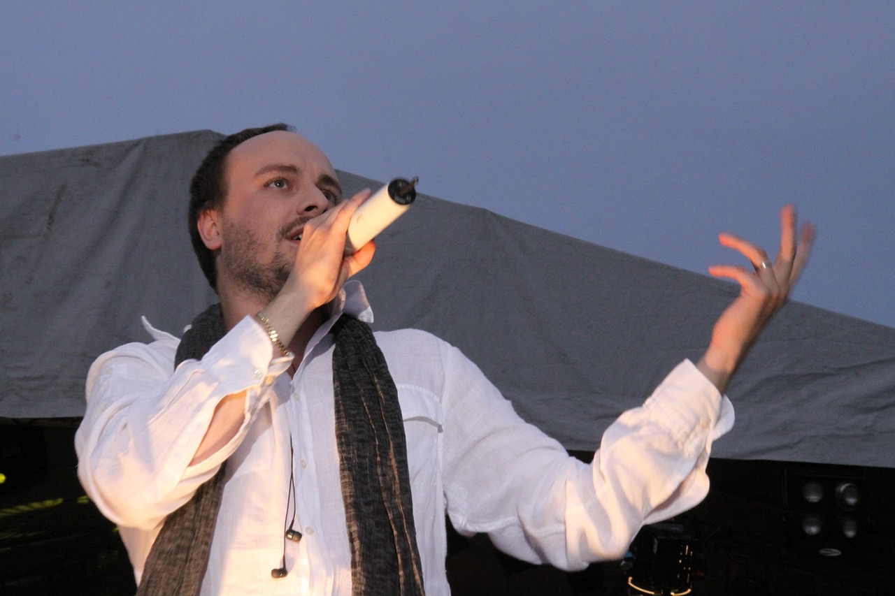 明星情绪失控的背后,发飙背后的故事