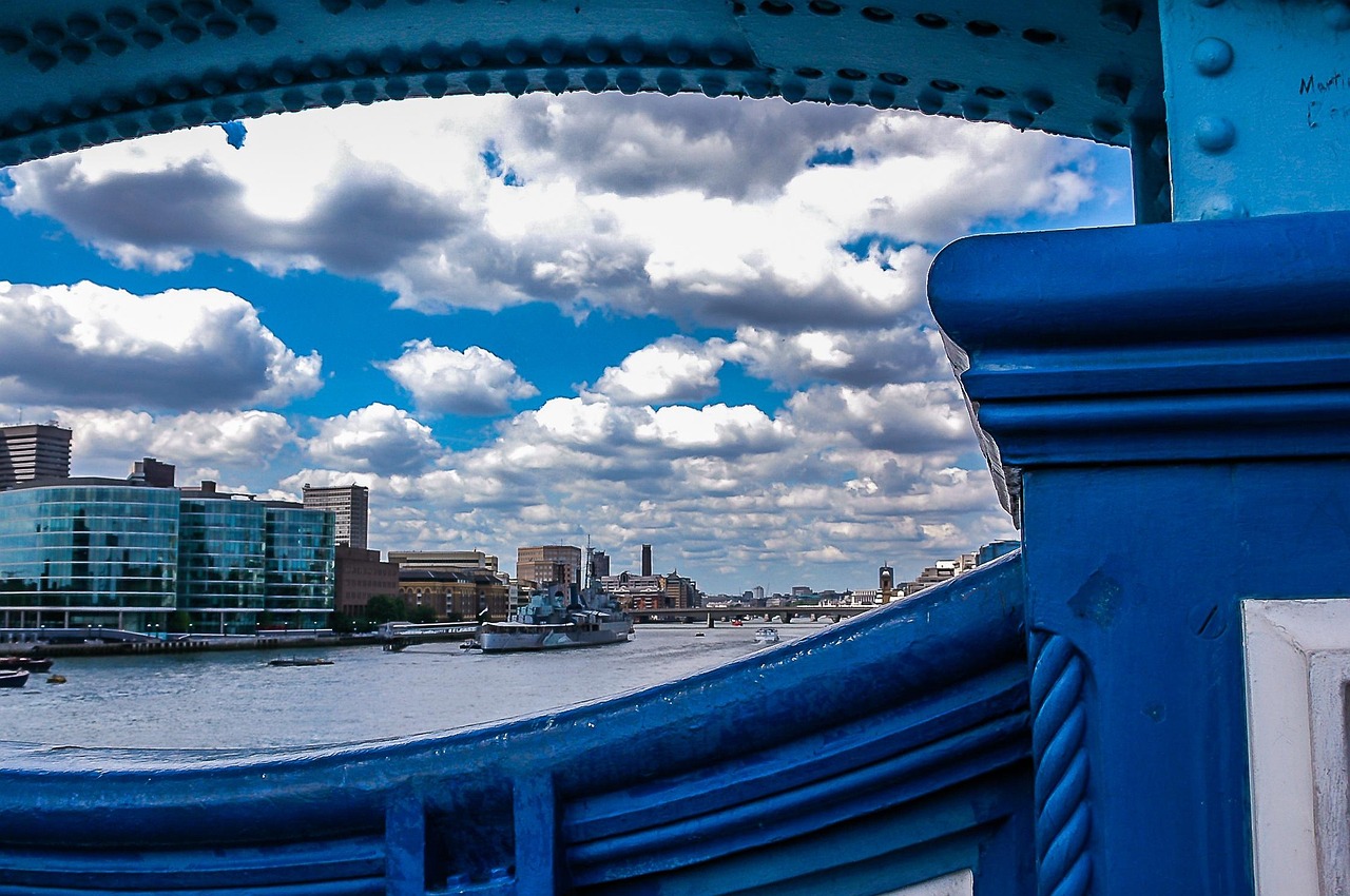 房地产最新政策解读,影响及未来前景展望