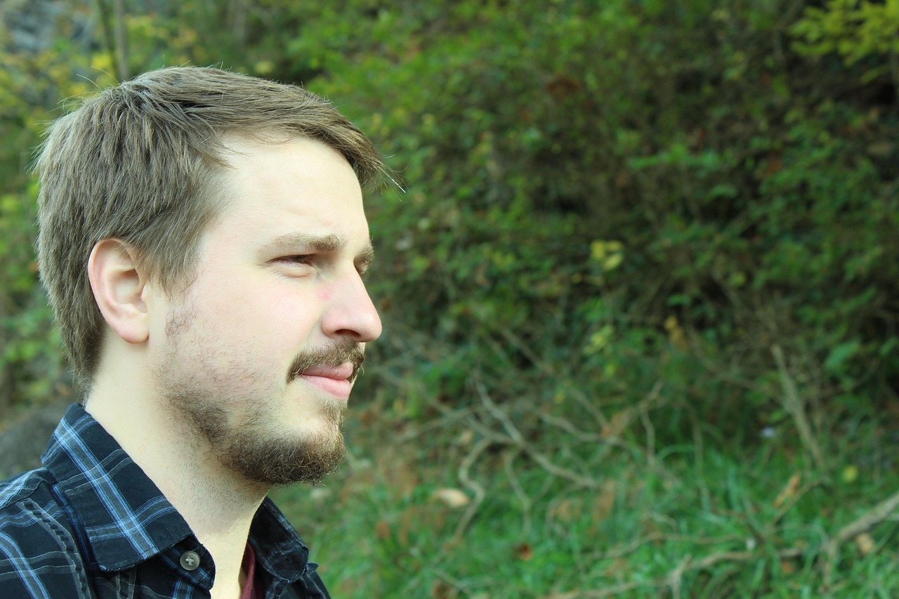 未婚男明星的选择与故事