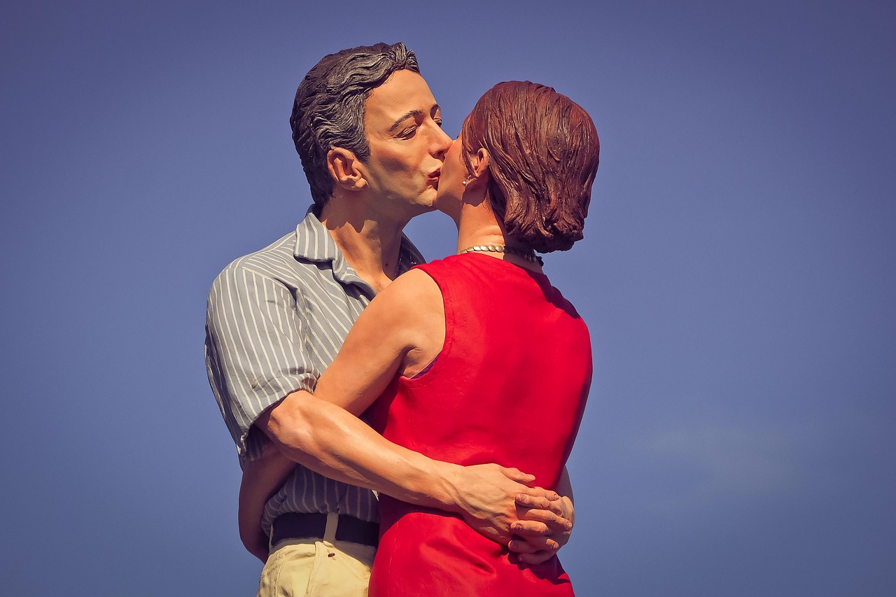 电影中的吻,情感交织的艺术展现瞬间