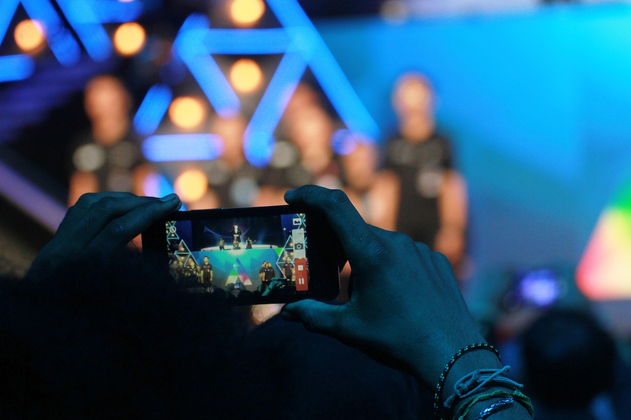 王延龙在最新比赛中的风采展现标题，王延龙赛场风采再现，最新比赛展现超凡实力！