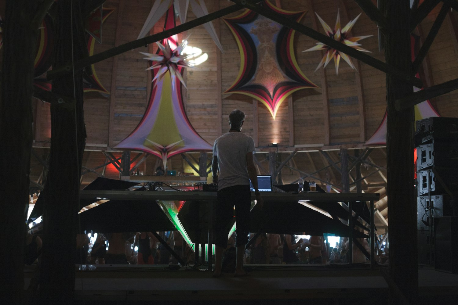 烙仙新篇,未知世界的奇幻探索之旅