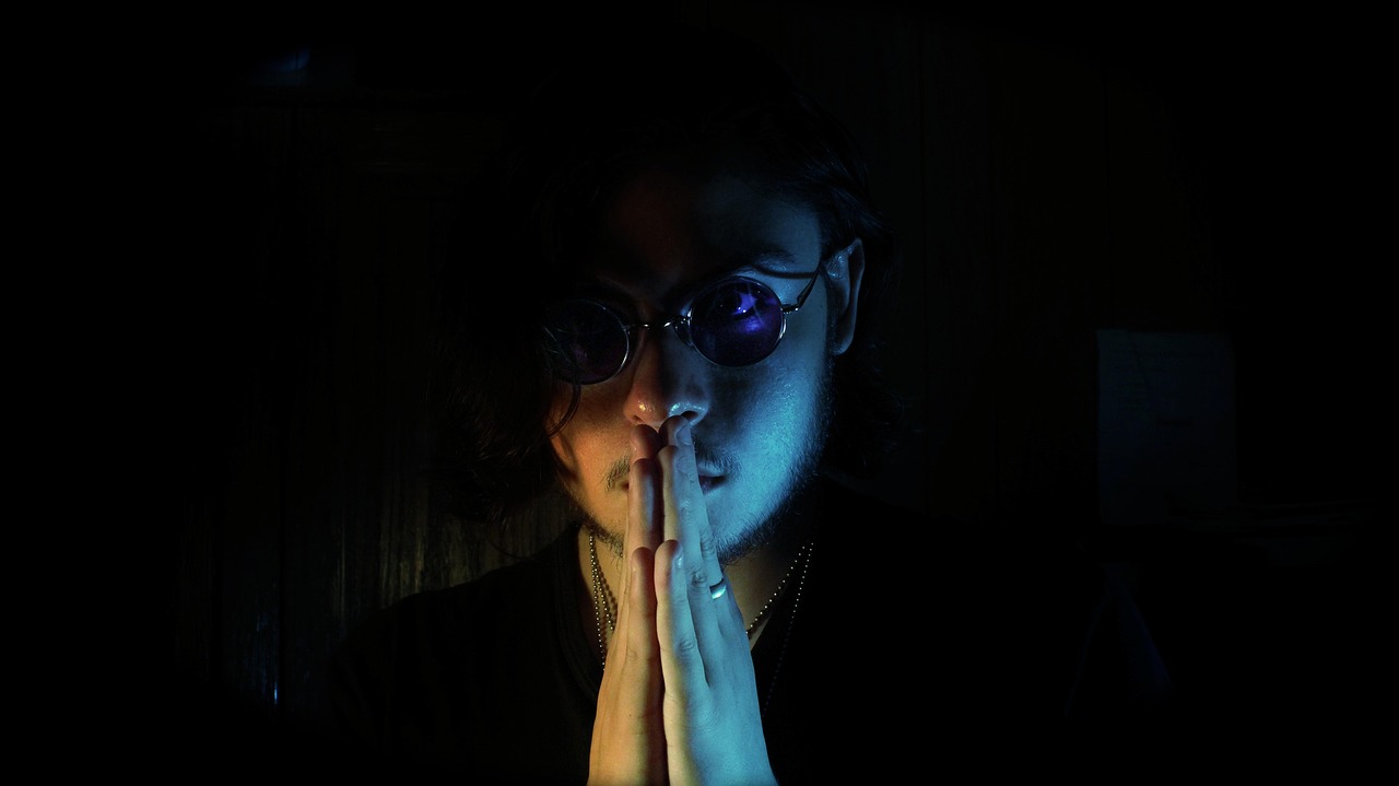 电影中的女按摩师,隐秘而精心塑造的角色形象