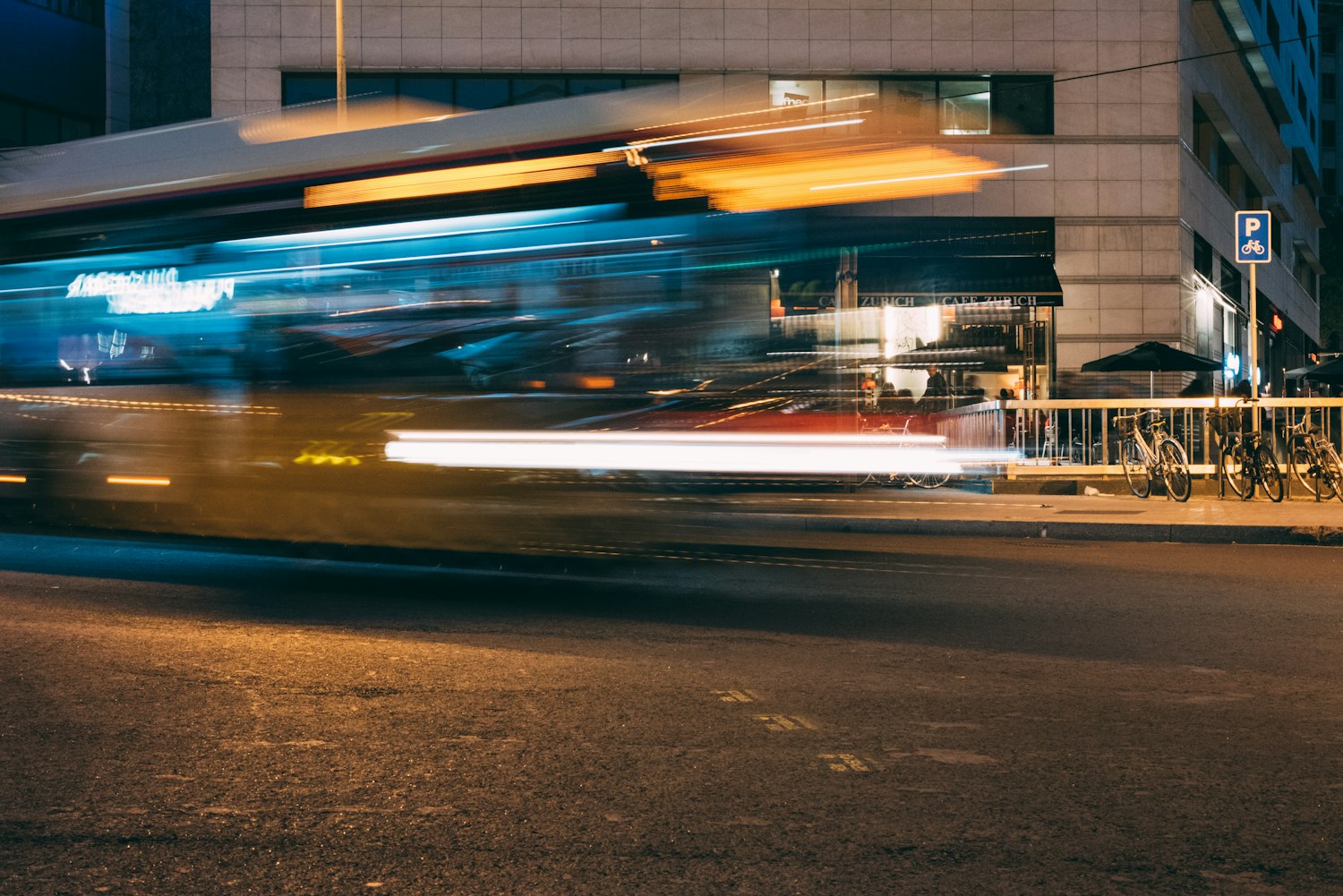 探索未来之星，霞阵容动态之光与变革