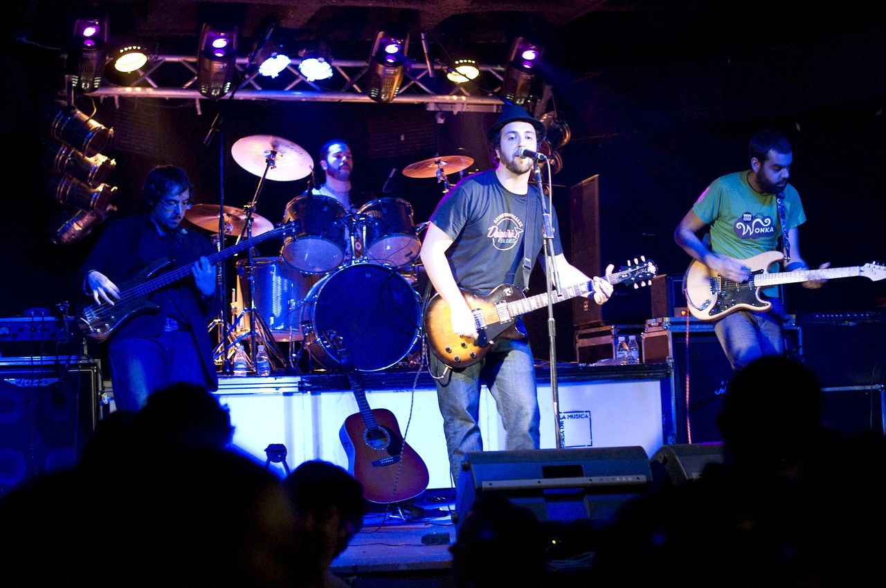 凤凰最新军事直播,深度解析军事动态,展现军事风采