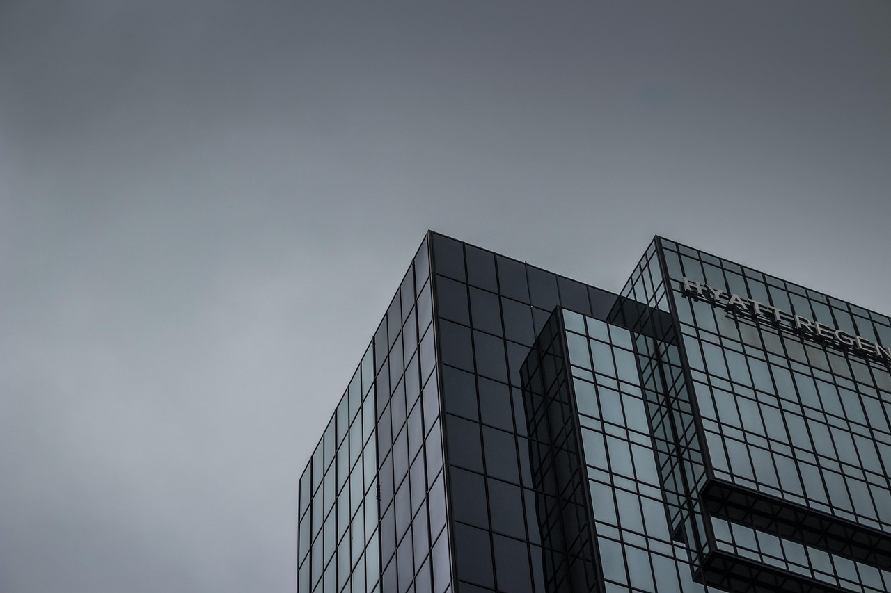 急售二手房信息市场现状与购房指南,实用建议助你快速决策购房!