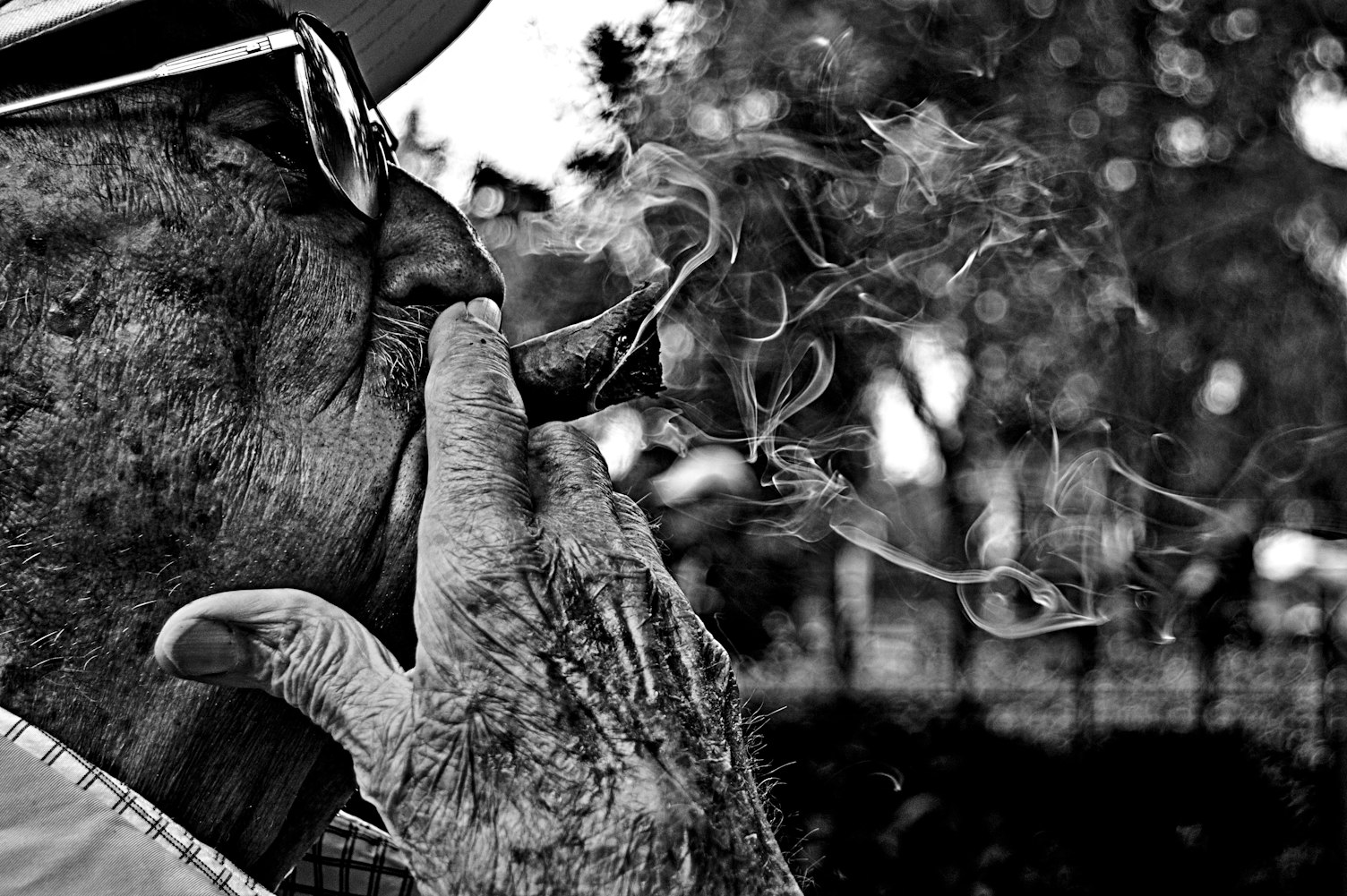 素描图片动漫简单，探索简单素描在动漫创作中的应用与价值及其价值