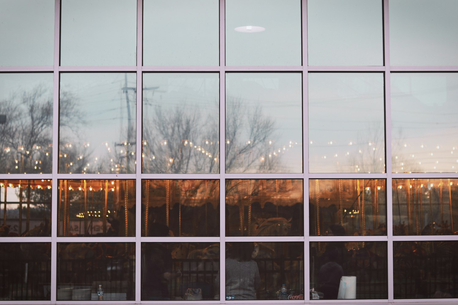 最新鱼缸新款图片,重塑家居水族美学的时尚之选