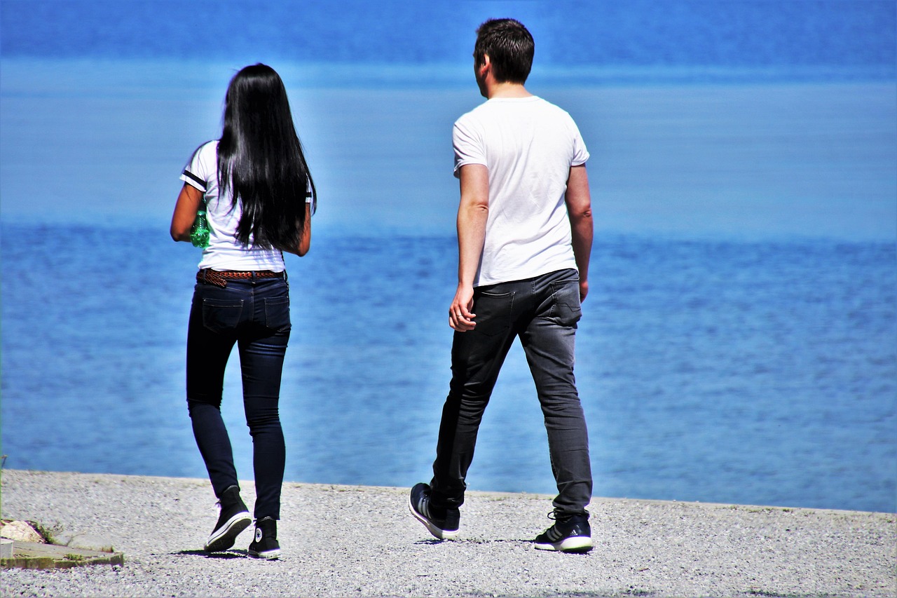 情爱画廊,电视剧中的情感艺术与人性深度探索