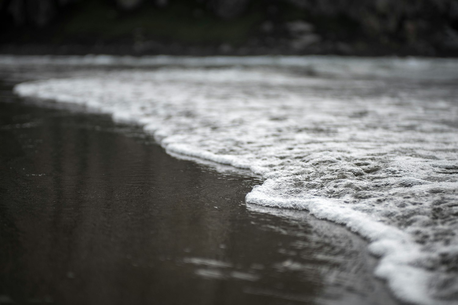 女性退休年龄调整最新动态,探讨影响因素与深度分析