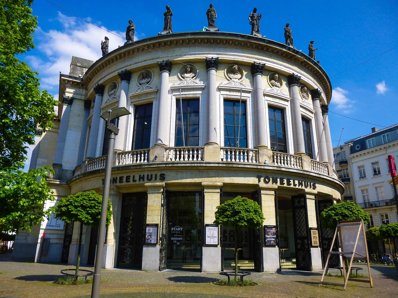 全国新冠肺炎最新动态,持续抗击疫情,积极应对新常态的挑战