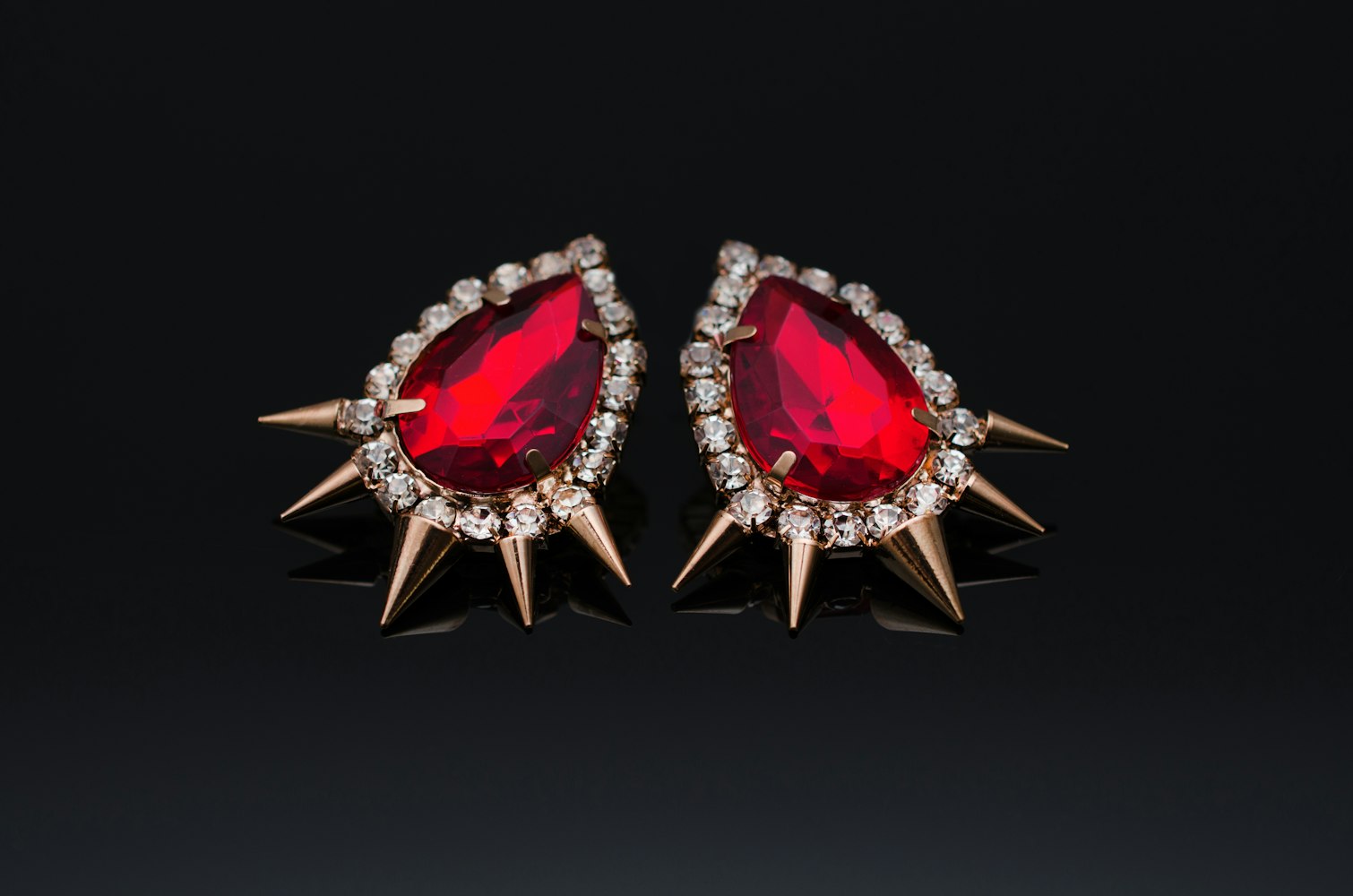 耳环新品速览，时尚潮流的璀璨焦点