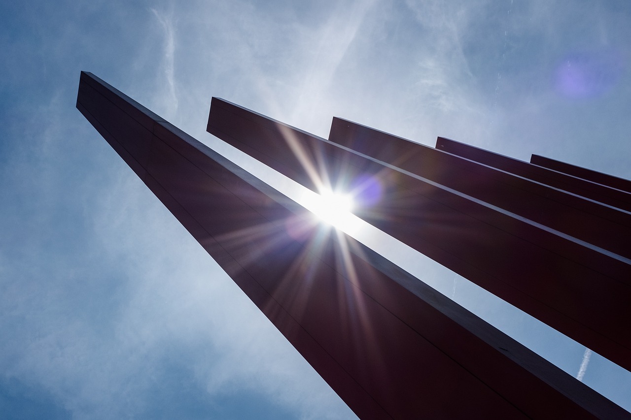 云鸽台风最新动态解析及应对策略全面指南