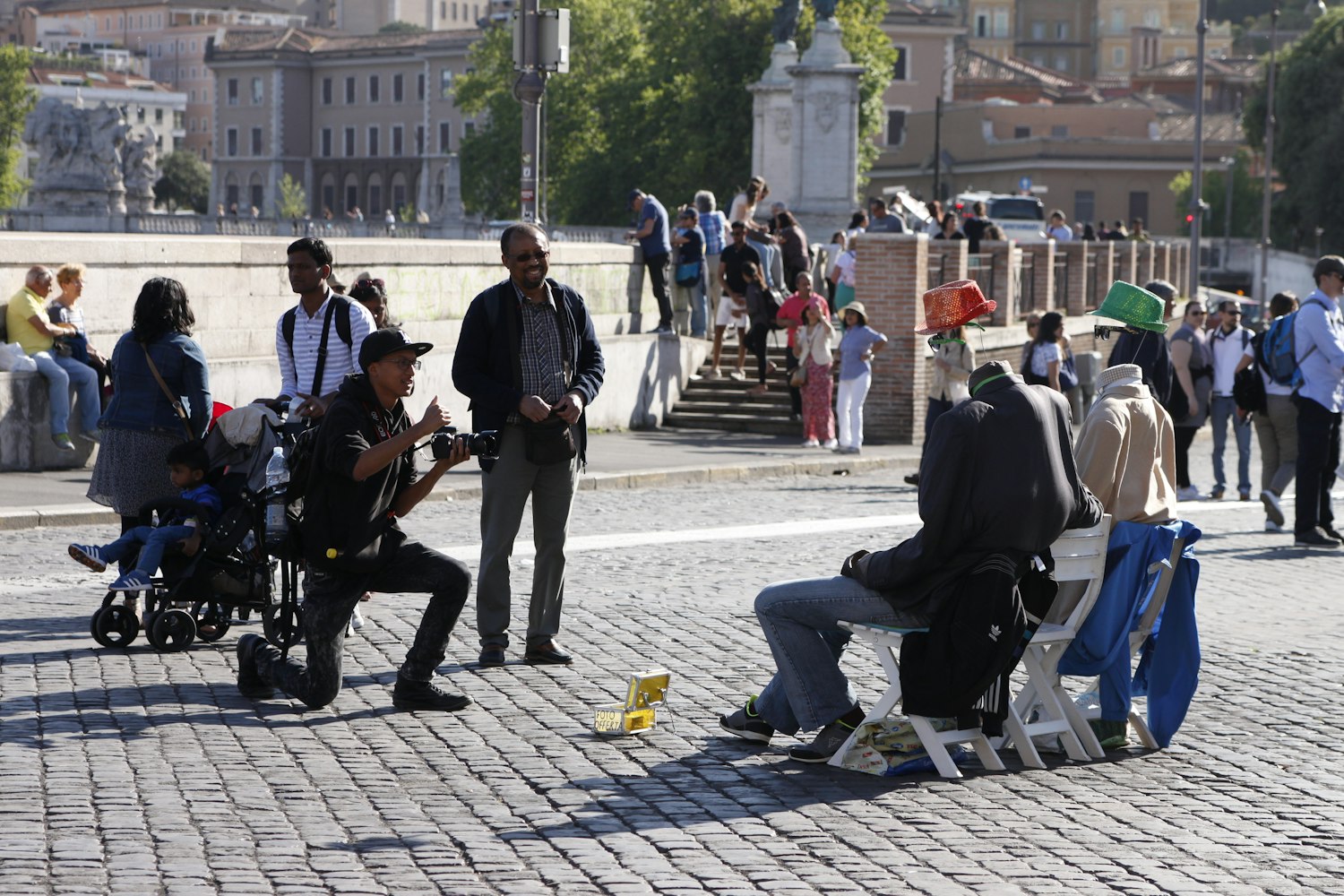 招募群众演员,电影制作中的幕后英雄