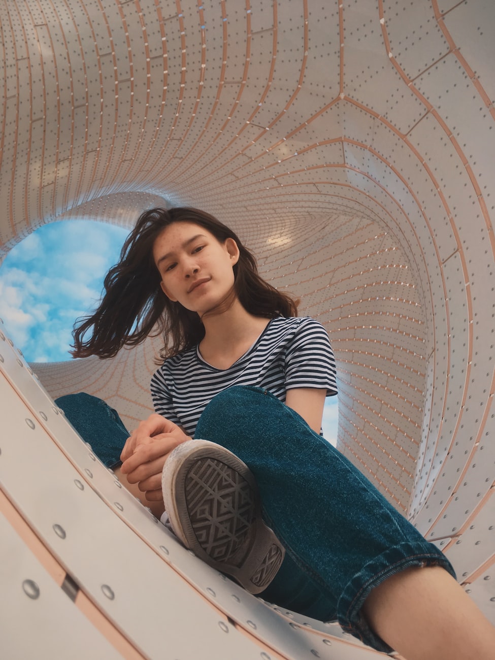 围屋里的女人，传统与现代交织下的女性命运揭秘