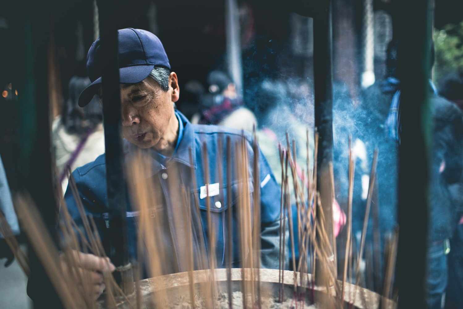 转身寂寞 第2页