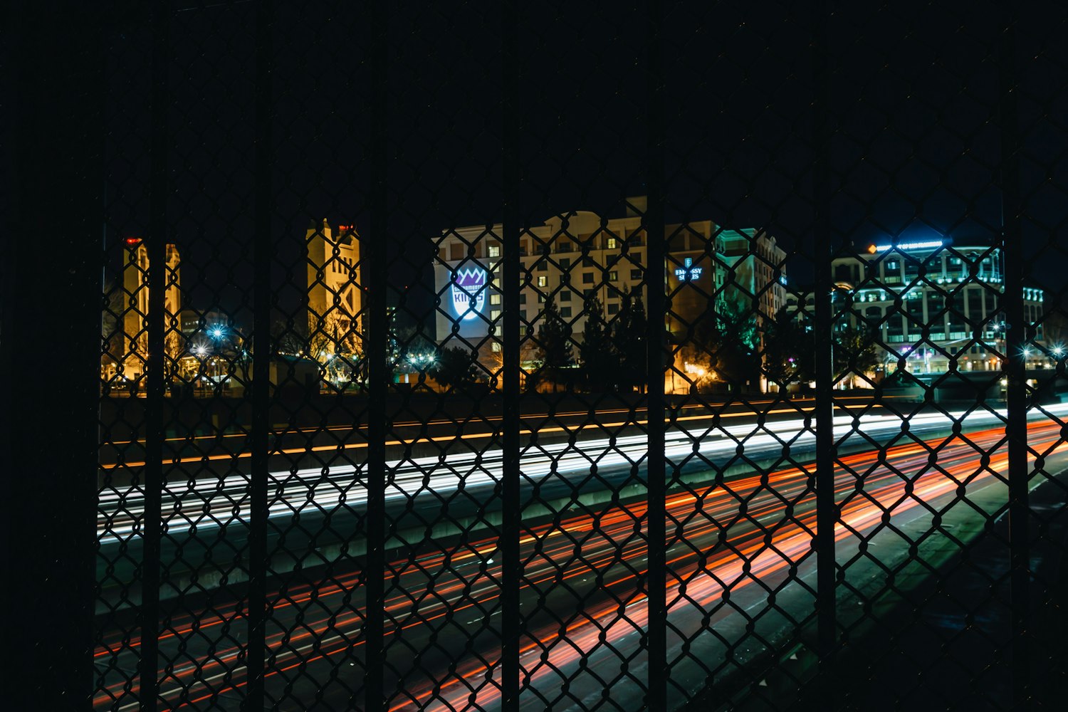 美西追光最新探索，前沿科技之光照亮未来之路