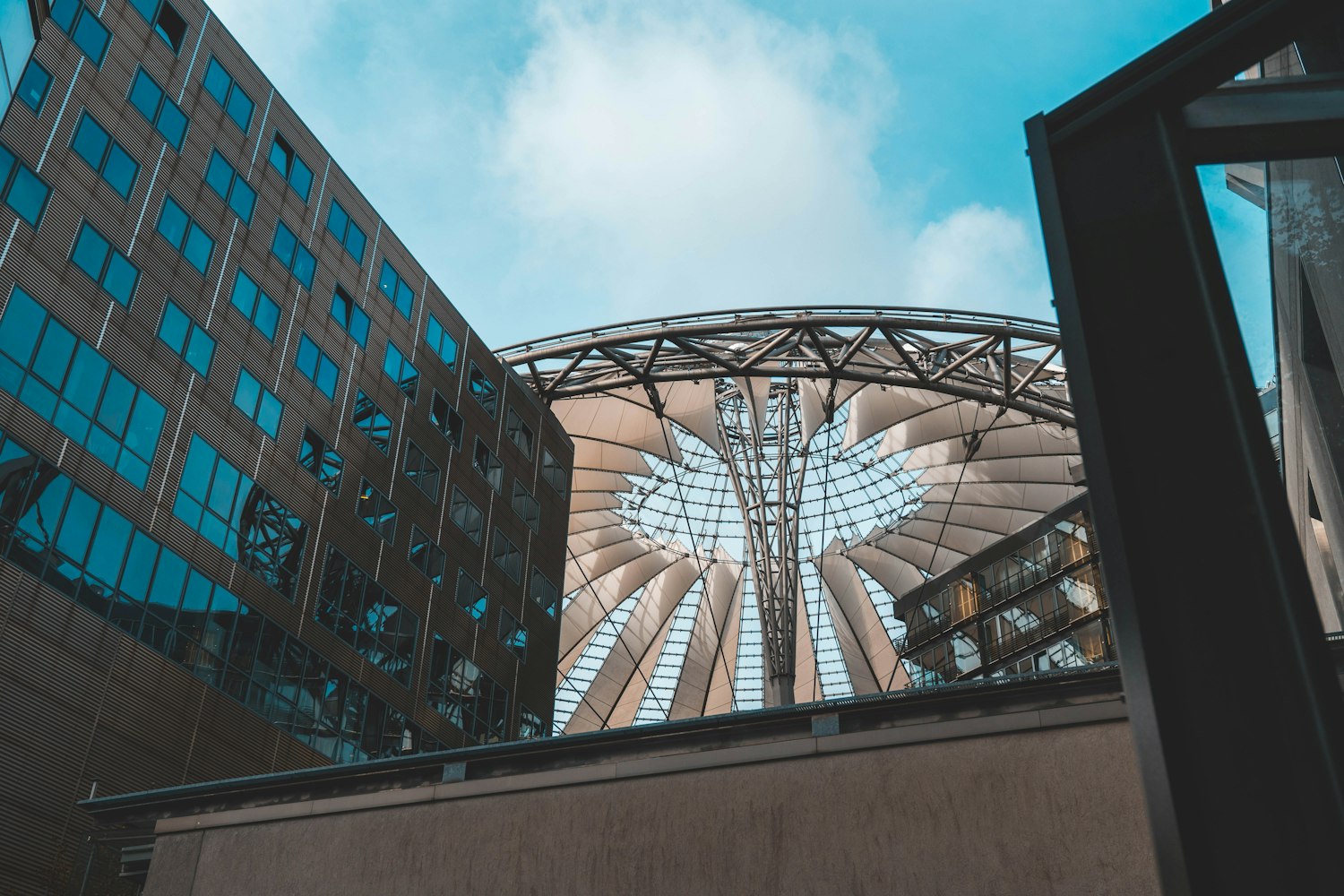 高捷园资讯，深度解读现代科技生态下的园区新面貌