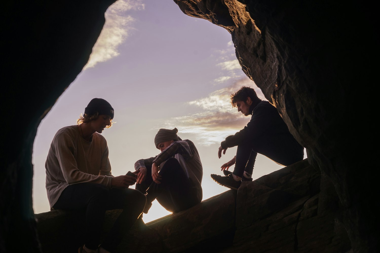 灵汐缘新篇，未知世界的奇幻冒险之旅