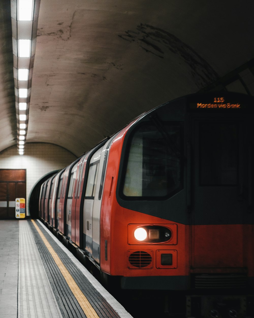 南京地铁线路图更新，城市公共交通的新里程碑