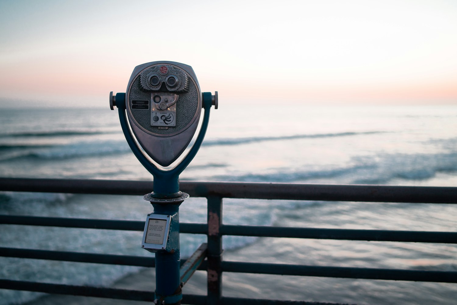 中国首艘航母最新动态，里程碑式进展，探索海洋强国之路