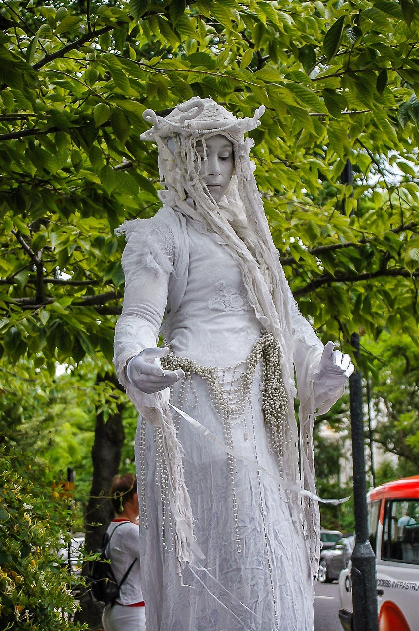 藏族演员多布杰，光影世界的璀璨之星