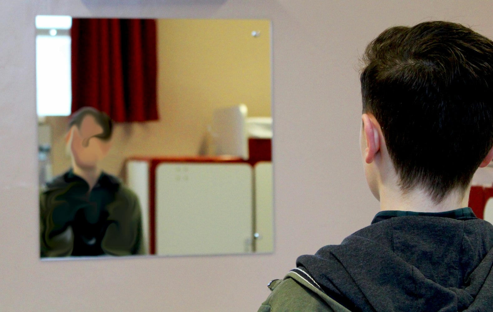 深度解读与反思，不要和陌生人说话电视剧探讨与启示